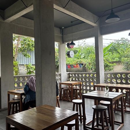 Bed and Breakfast The Cluster Harris Cimahi Екстер'єр фото